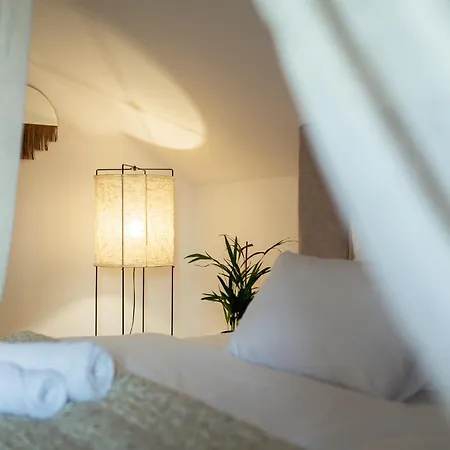 Apartment Tuyo Blue *