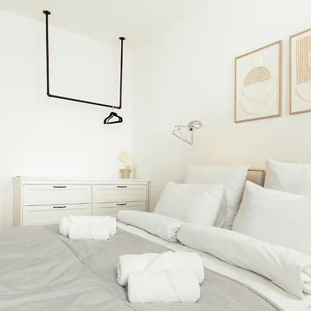 Tuyo Blue Apartment *