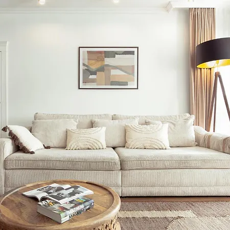 Tuyo Blue Apartment *