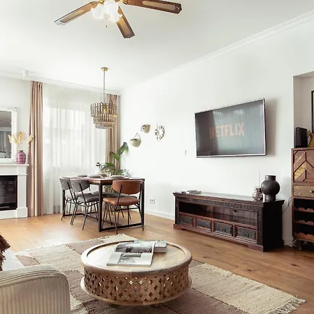 Apartment Tuyo Blue *