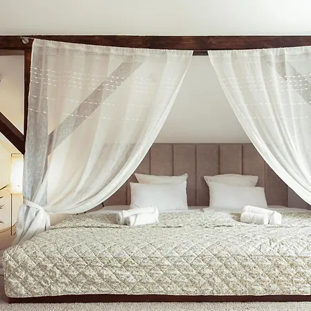 Tuyo Blue * 바르샤바